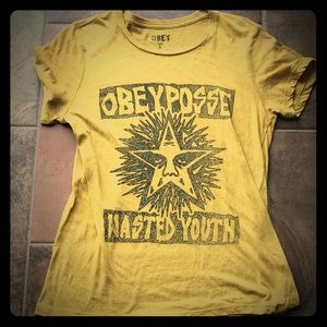 Obey tshirt